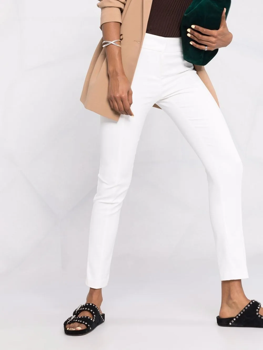 Pantaloni slim